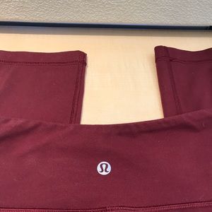 Lululemon Align Crop - burgundy
